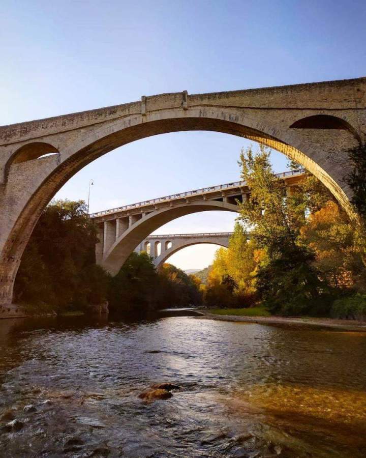 Walk by the lake in Céret