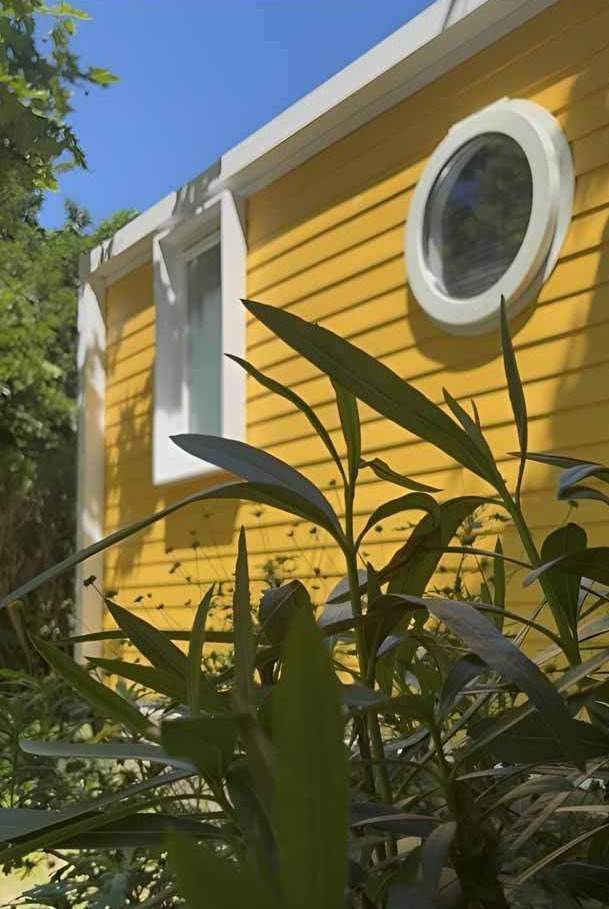 2-Bed Mobile Home for Rent in Céret